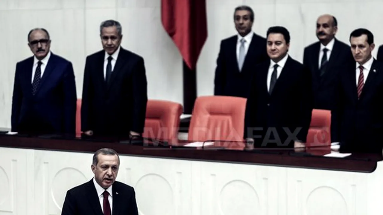 Recep Tayyip Erdogan a depus jurământul de învestitură în funcţia de preşedinte al Turciei