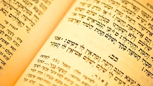 AI deschide o vastă colecție de documente evreiești medievale din Geniza din Cairo