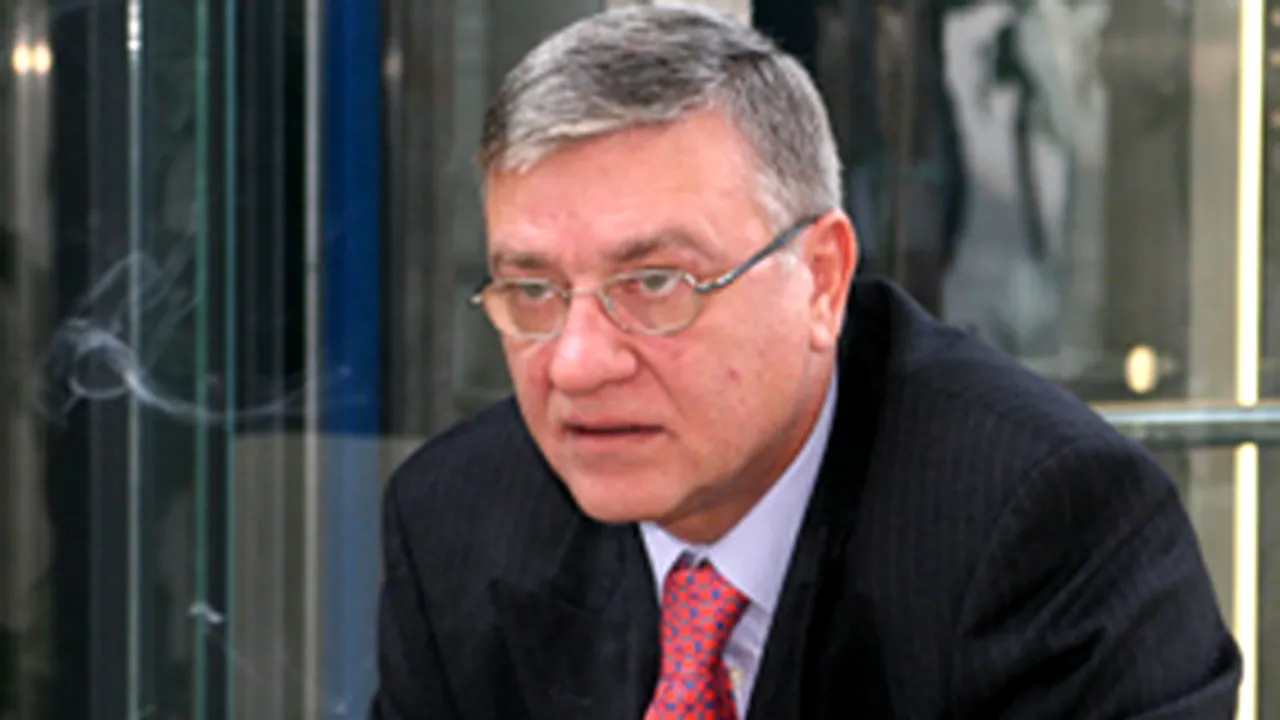 Mircea Sandu: Gheorghe Constantin este în sediul FRF, nu este reţinut