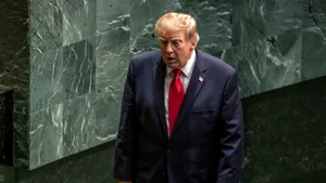 Trump spune că oficiali americani și iranieni au avut o întâlnire de 3 ore după discursul său de la ONU, în care a spus că ar putea „anihila” Republica Islamică
