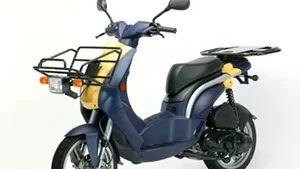 Poştaşii din Bucureşti şi Cluj vor avea motoscutere