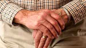 Mureș: 2 adulți cu dizabilități și 2 bătrâni, ținuți într-un spațiu fără licență al unui cămin