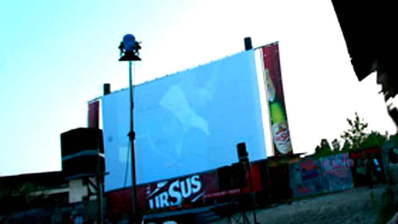 Două săptămâni cu proiecţii de film francez în aer liber