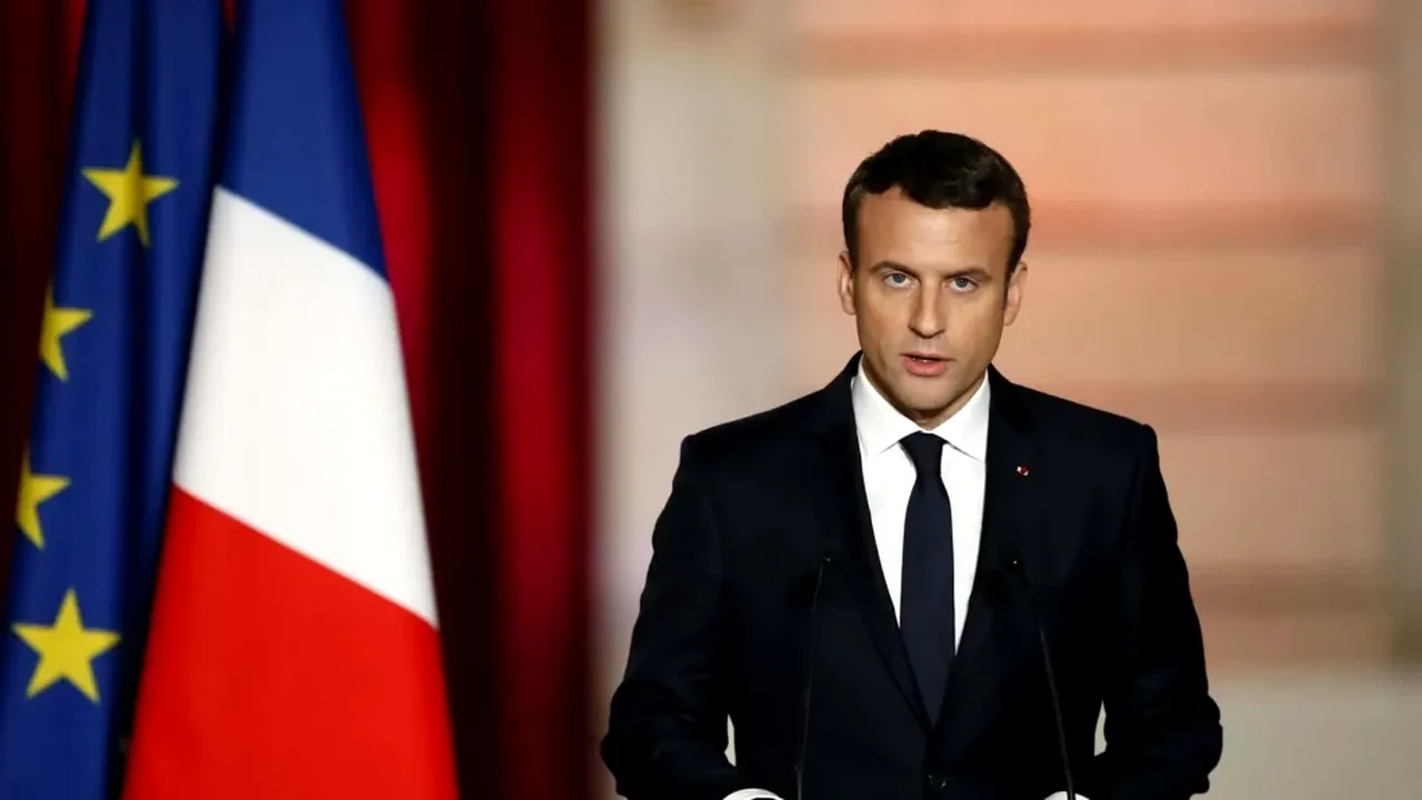 Franța și Vietnam semnează un acord Airbus în timpul vizitei lui Macron la Hanoi