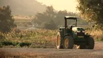 Ce cred cu adevărat europenii despre fermieri și mâncarea pe care o pun pe masă