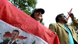 Manifestaţii la New York pro şi contra unei intervenţii militare în Siria