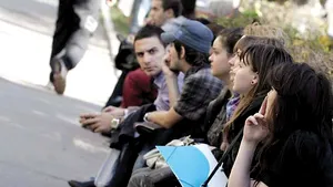 Statistici alarmante: 90.000 de români vor să plece să muncească în străinătate. O treime sunt tineri