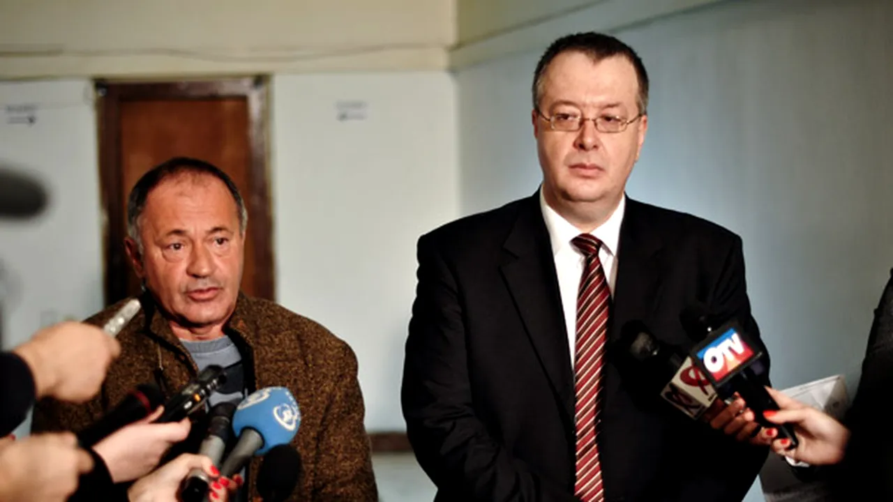 Comisia Media cere presei să nu îi mai prezinte pe Roşca Stănescu şi Chirieac ca 