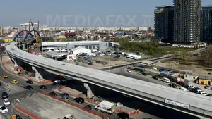 Şoferii pot circula, de duminică, pe primul pod al pasajului Mihai Bravu-Splaiul Unirii din Capitală -FOTO