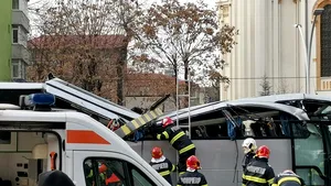 NEWS ALERT Accident grav în Pasajul Unirii. O persoană a decedat şi una este în stare gravă