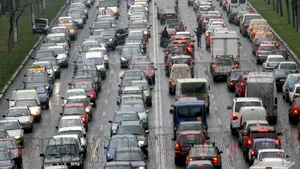 Vezi aici care sunt străzile blocate miercuri de mitingul sindicatelor