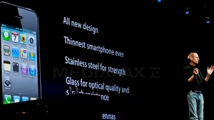 Apple a lansat cel de-al patrulea iPhone - GALERIE FOTO