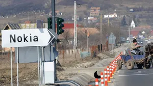 Cluj: Cel puţin o sută de angajaţi ai Nokia, trimişi în şomaj tehnic