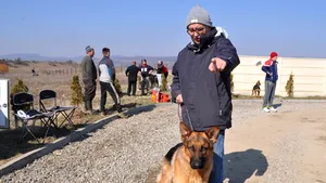 Bistriţa: Câinele preşedintelui CC, Augustin Zegrean, campion la o expoziţie canină de frumuseţe  - FOTO 