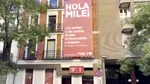 „Stângiști și mândri!” Pedro Sánchez și partidul său l-au luat peste picior pe Milei, după ce acesta i-a atacat dur la Madrid