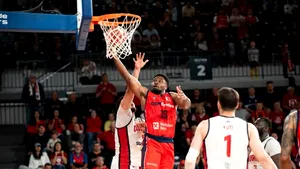 CSM Oradea-Dinamo, meciul 3 al semifinalei LNBM. U-BT, aproape de calificare