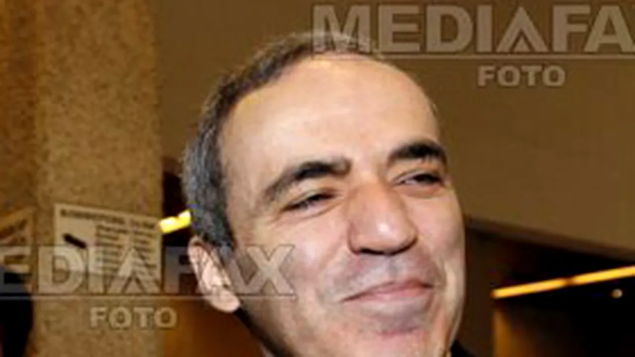 Garry Kasparov cere unirea opoziţiei pentru înlăturarea regimului Vladimir Putin - AFP