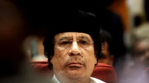 Kadhafi: Hamburgerul este un amestec de gândaci, şoareci şi broaşte cu ajutorul căruia a fost distrusă URSS. Vezi şi alte declaraţii deplasate ale liderului libian