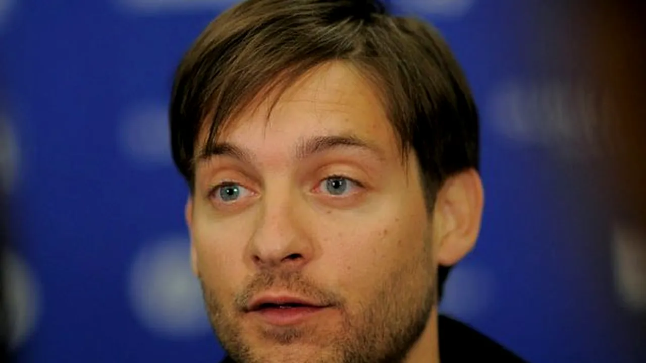 Tobey Maguire, imaginea colecţiei masculine de toamnă lansată de brandul Prada