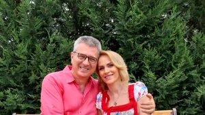 Firea, despre prezidenţiale: Am intrat în competiţie/ Pandele: Dacă ea va candida, eu renunţ