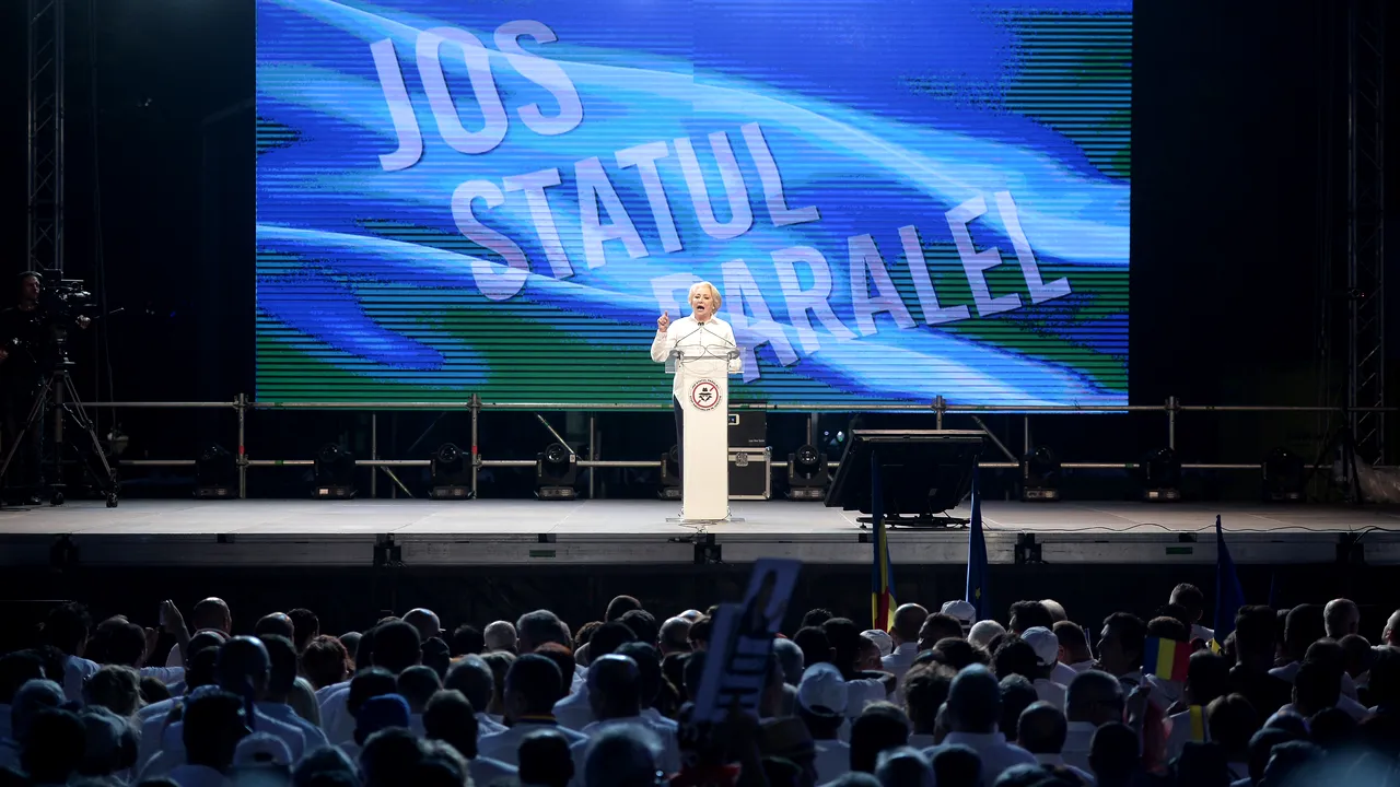 Pleşoianu, contracandidat al Vioricăi Dăncilă pentru funcţia de preşedinte PSD: În spatele ei scria 