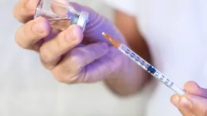 CSAT aprobă strategia de vaccinare anti-COVID-19 în România