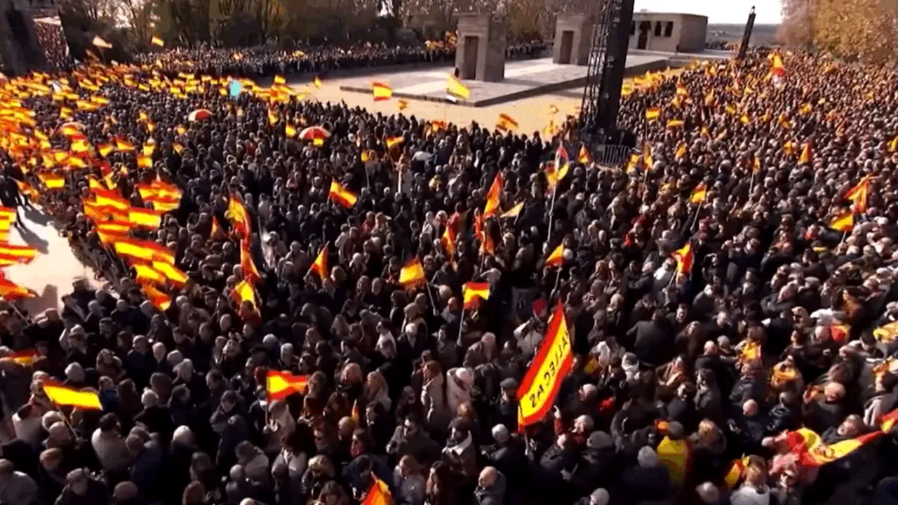 Proteste la Madrid. Manifestanții cer alegeri anticipate pe fondul acuzațiilor de corupție în administrația și familia lui Sanchez