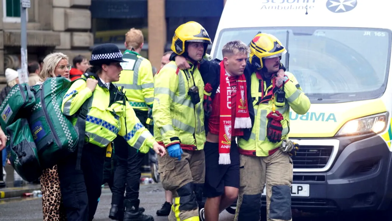 27 de persoane spitalizate în urma incidentului de la Liverpool