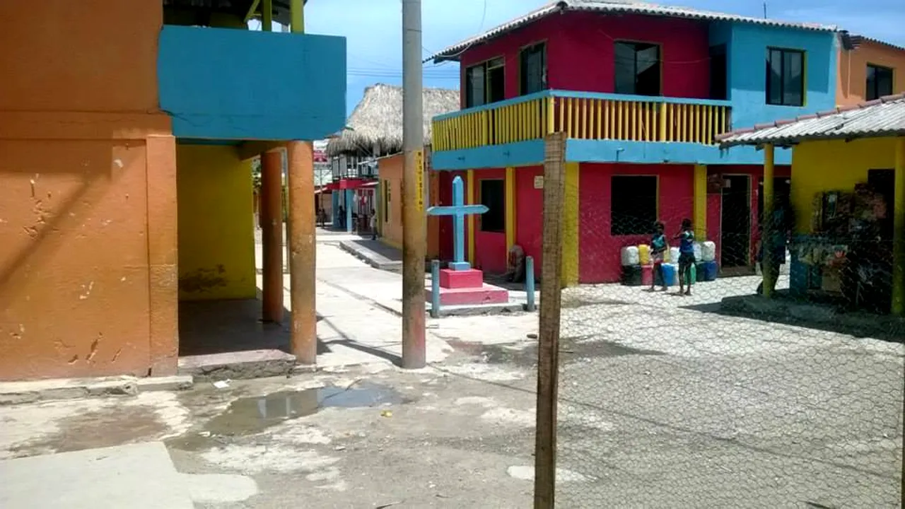 Marş în Columbia, privind reactivarea acordului de pace dintre Guvern şi gruparea FARC