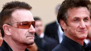 Sean Penn şi-a celebrat a 50-a aniversare alături de Bono, în mai multe baruri irlandeze