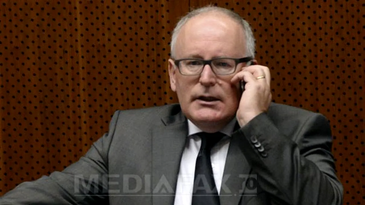 Timmermans discută, joi, la Ruse, cu cetăţeni români şi bulgari despre Schengen şi stat de drept