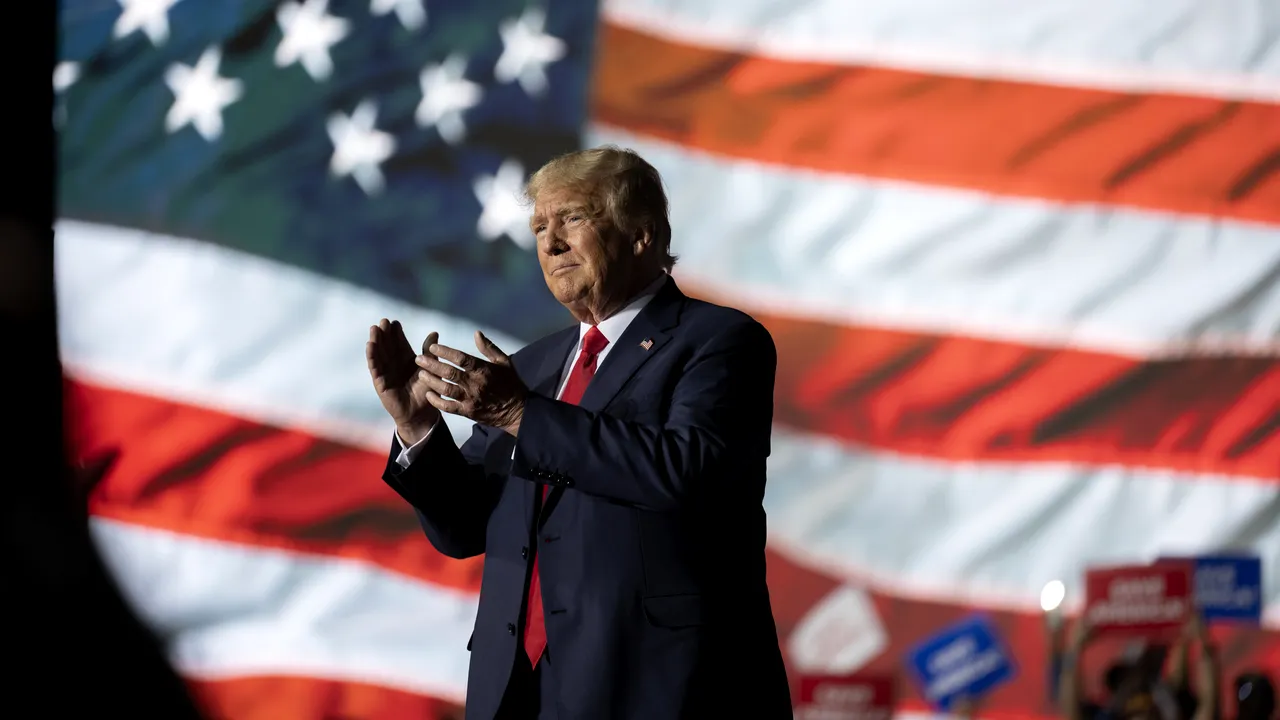 Trump a fost etichetat „trădător” de un membru al familiei după ce l-a felicitat pe Putin