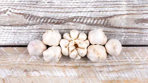 ECONOMIC Usturoiul chinezesc cucerește Europa. 70% din importuri vin din China