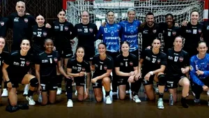 Gloria Bistrița, campioana României la handbal feminin, câștigă al doilea amical al verii. În ce formulă a jucat formația lui Carlos Viver