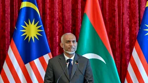 Record mondial: Preşedintele din Maldive a susținut o conferință de presă de aproape 15 ore
