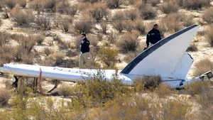 Accidentul navetei spaţiale SpaceShipTwo: Ancheta ar putea să dureze aproximativ un an - FOTO