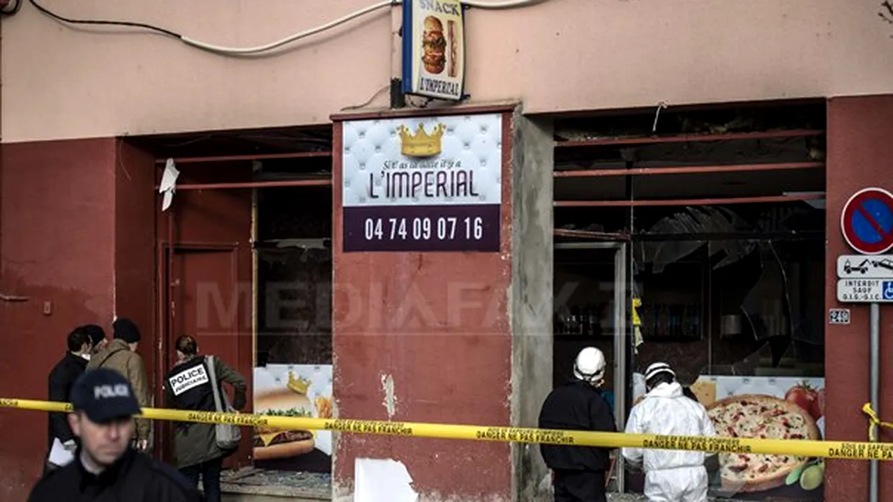 Explozie în faţa unui restaurant din Franţa situat în apropierea unei moschei - FOTO