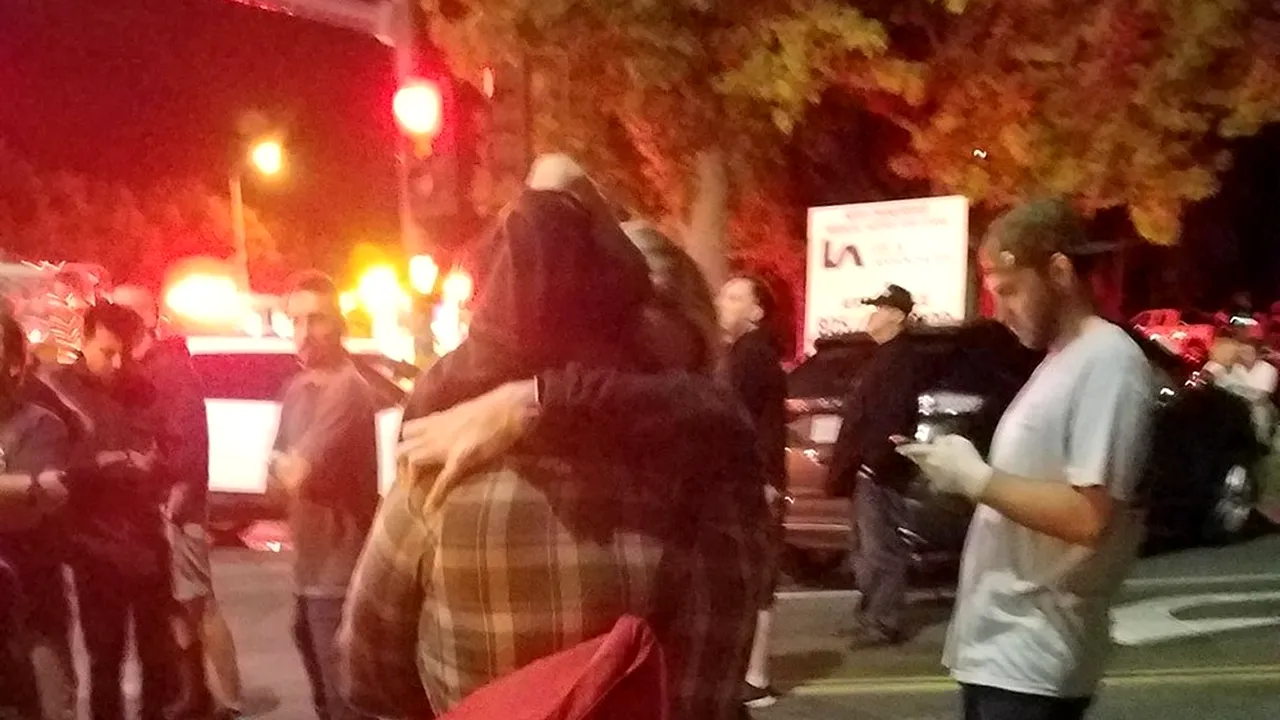 BREAKING | Atac armat într-un club din California: Cel puţin 12 persoane, inclusiv un ofiţer de poliţie, au murit | VIDEO