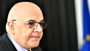 Familia Aurei Ion, tânăra decedată în accidentul aviatic în Munţii Apuseni, a depus o plângere penală împotriva lui Raed Arafat