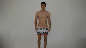 Un politician german propune organizarea unei orgii sexuale în sediul unei primării. 50 de oameni s-au înscris