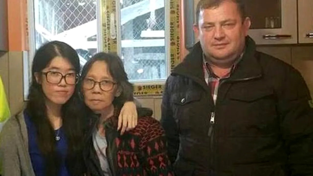 O tânără din Singapore şi mama ei, date dispărute în toată lumea după ce au plecat spre România, găsite în Olt - FOTO