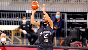 U BT Cluj trec pe primul loc. Rămâne singura echipă neînvinsă în Liga Naţională de baschet masculin