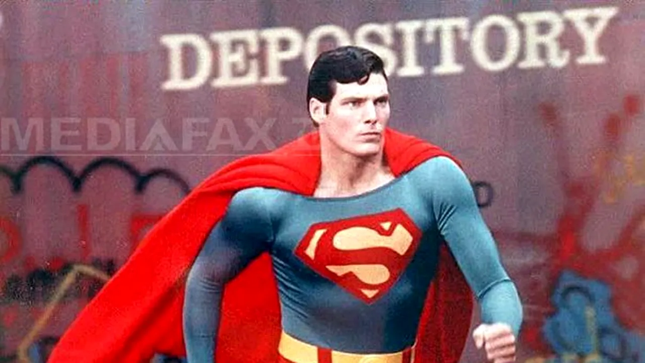 O revistă rară cu Superman, descoperită într-un perete, vândută cu 175.000 de dolari