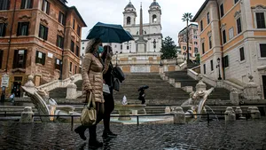 COVID-19 pierde teren în Italia: Contaminările scad pentru a treia zi la rând. Următoarea perioadă va fi decisivă