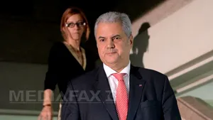 Inspectoratul de Stat în Construcţii cere instanţei executarea silită a lui Adrian Năstase