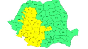 Cod galben de instabilitate atmosferică în 18 judeţe