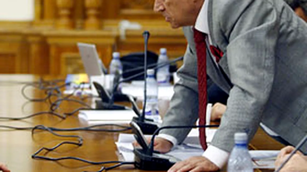 Voiculescu: PC nu va susţine decât un guvern de specialişti