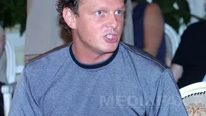 Leonard Miron anunţă că şi-a dat demisia din TVR din mai multe motive, inclusiv discriminarea sexuală