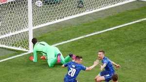 Slovacia a învins Polonia la EURO 2020. Polonezii au jucat în 10 oameni din minutul 62