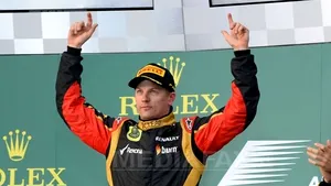 A început Campionatul Mondial de Formula 1: Kimi Raikkonen a câştigat Marele Premiu al Australiei